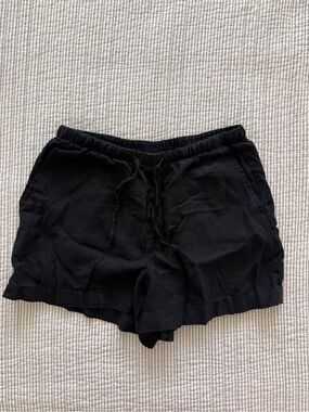 GAP pull on linen shorts